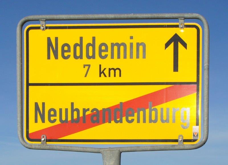 Ortsausgangschild Neubrandenburg